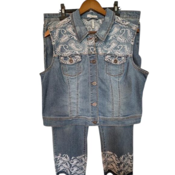 Y2K NWT TRIBAL JEANS Denim Jean Vest Jacket with White Embroidery Size XL - Picture 6 of 8